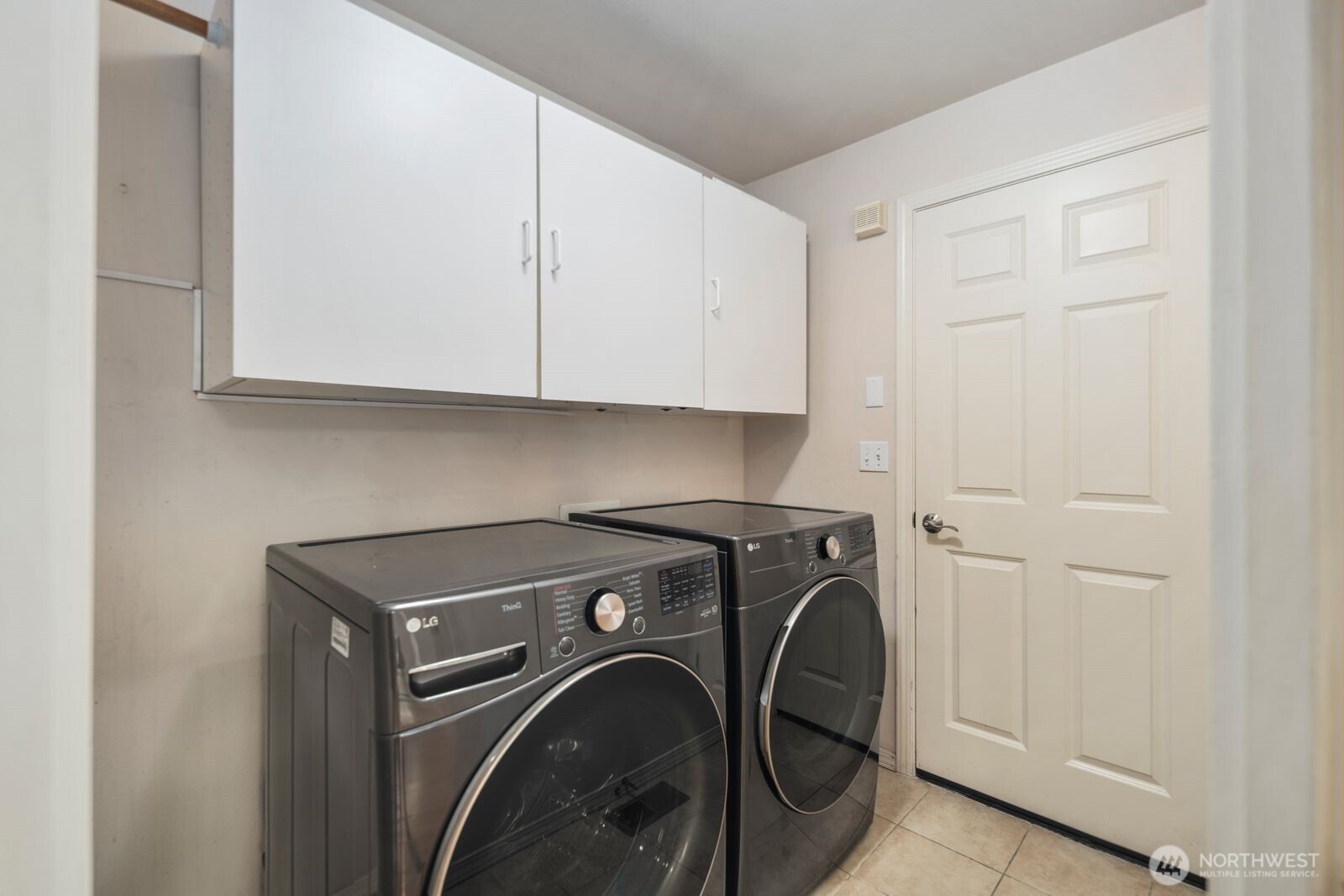 8218 126th Place SE, Newcastle, WA 98056