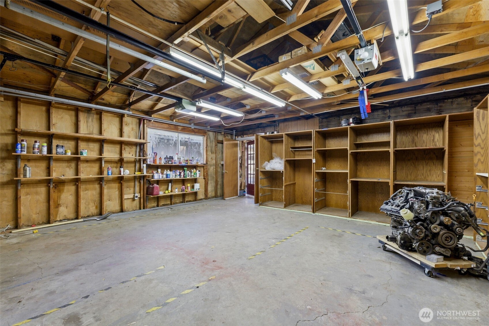 31061 W Lake Morton Drive SE, Kent, WA 98042