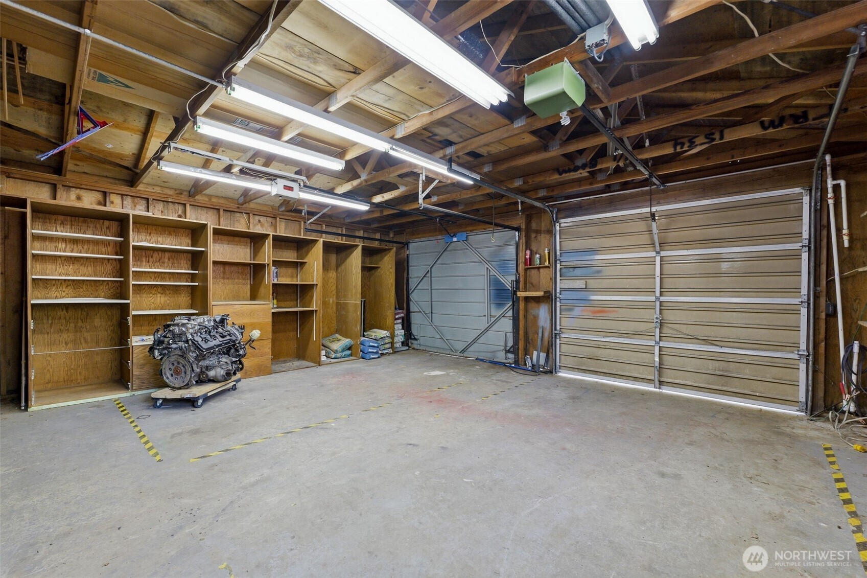 31061 W Lake Morton Drive SE, Kent, WA 98042