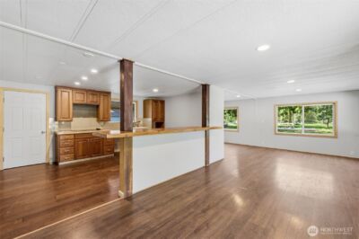 31061 W Lake Morton Drive SE, Kent, WA 98042 - Photo 29