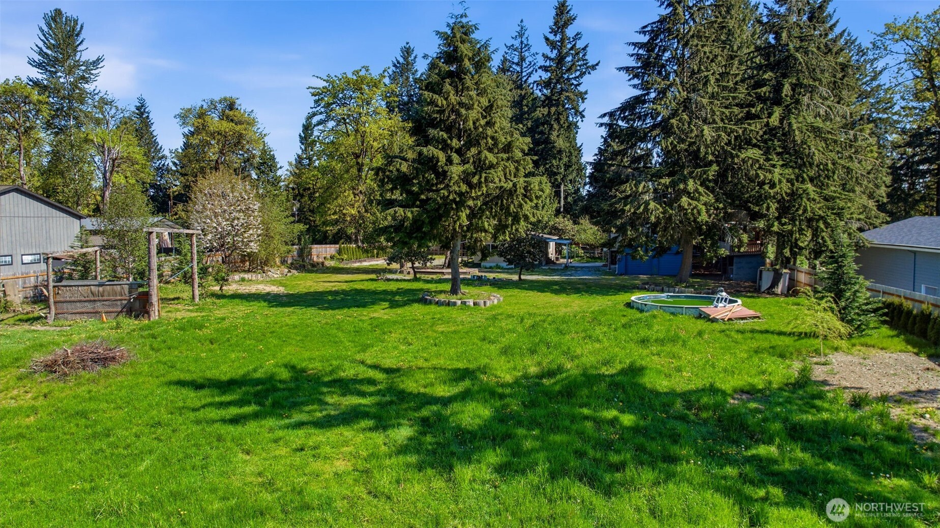 31061 W Lake Morton Drive SE, Kent, WA 98042