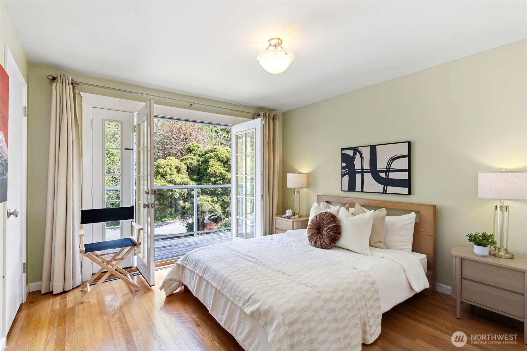 7125 & 7123 Beach Drive SW, Seattle, WA 98136-2077
