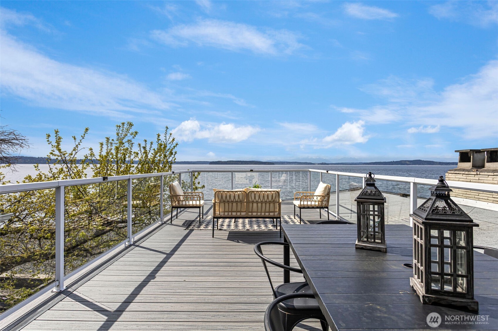 7125 & 7123 Beach Drive SW, Seattle, WA 98136-2077