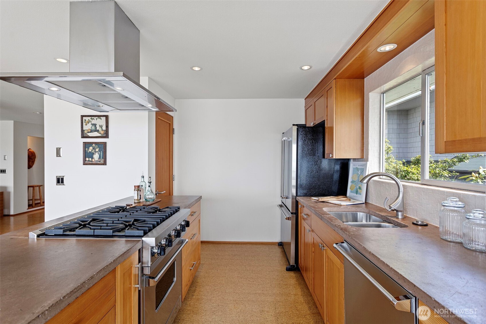 7125 Beach Drive SW, Seattle, WA 98136-2077