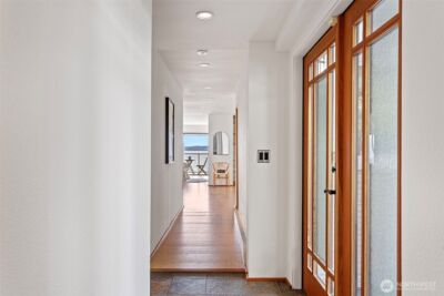 7125 Beach Drive SW, Seattle, WA 98136-2077 - Photo 4
