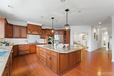 11222 NE 100th Street , Kirkland, WA 98033 - Photo 15