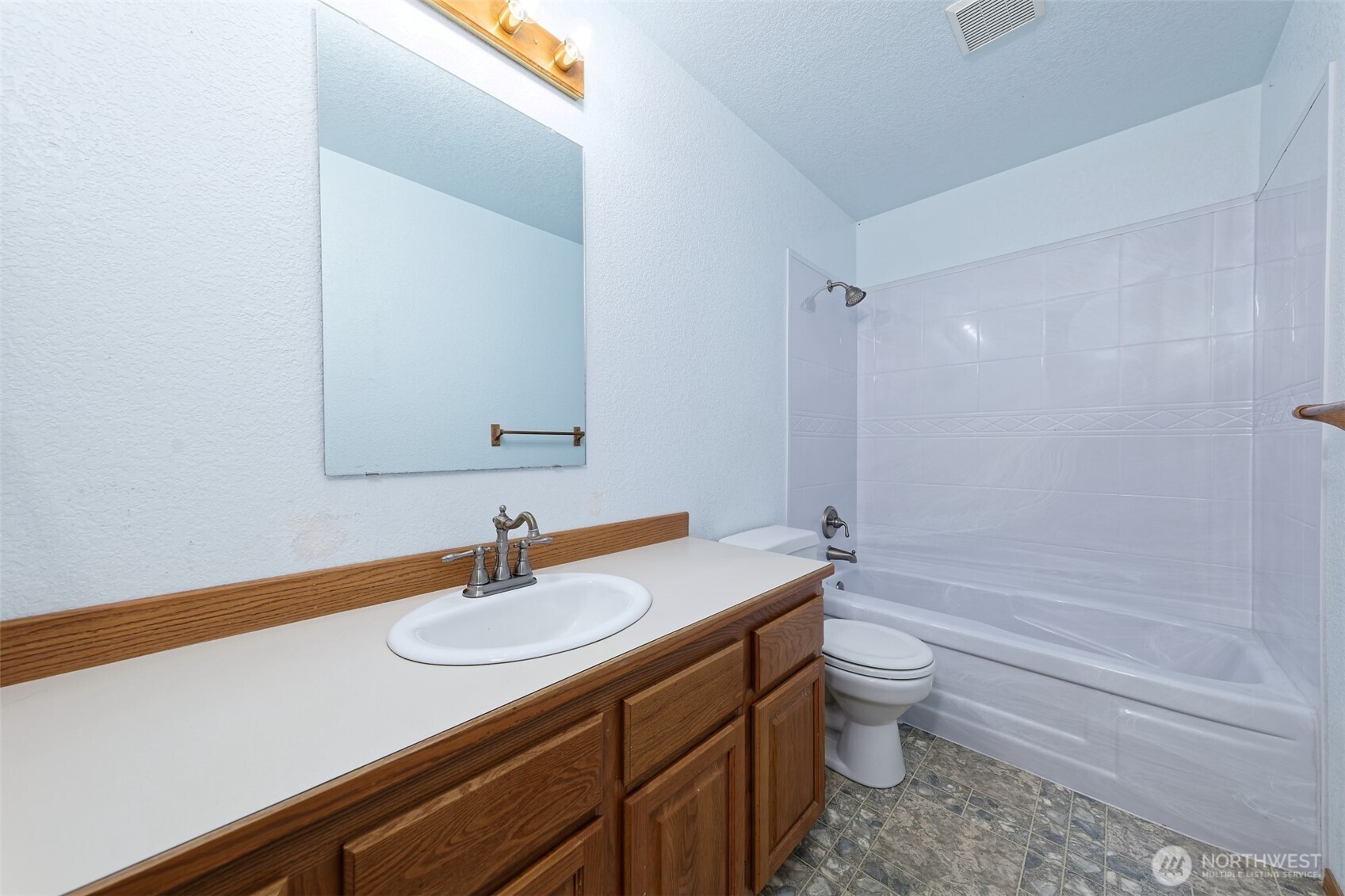 8219 Ethan Lane SW, Olympia, WA 98512