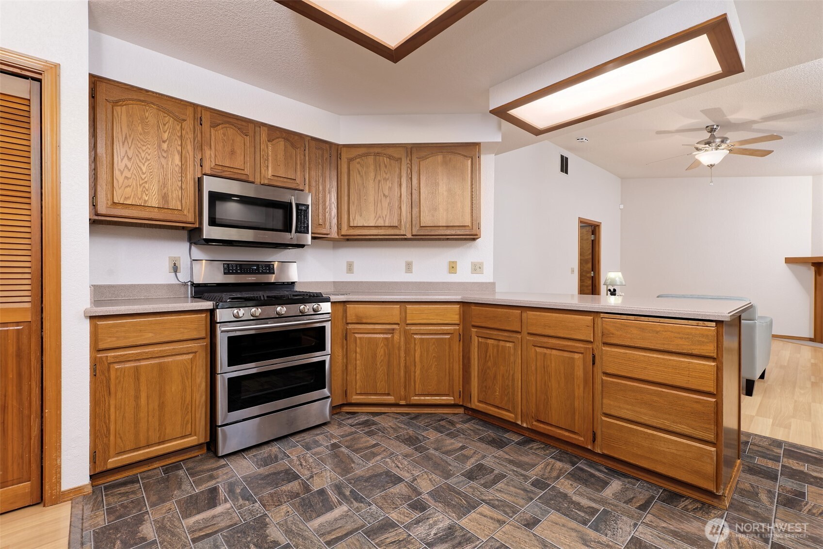 8219 Ethan Lane SW, Olympia, WA 98512