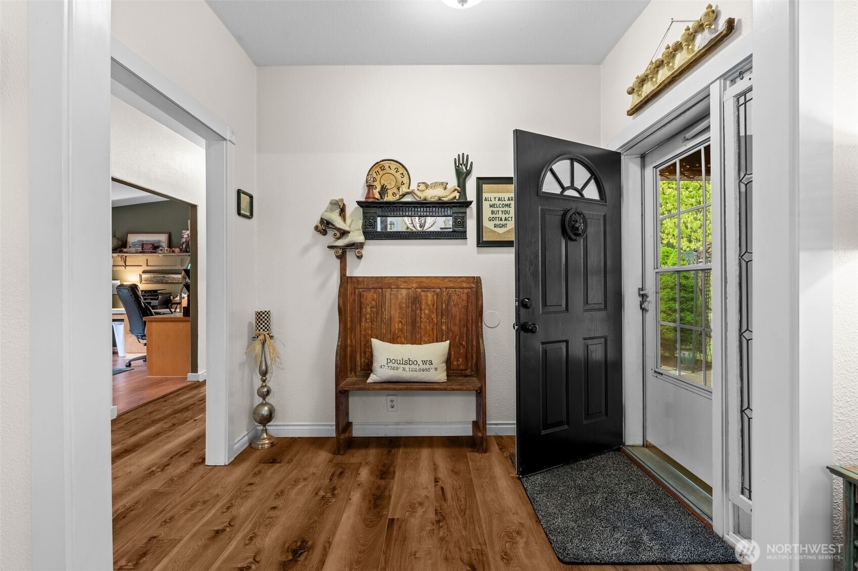 1998 NW Luoto Road , Poulsbo, WA 98370