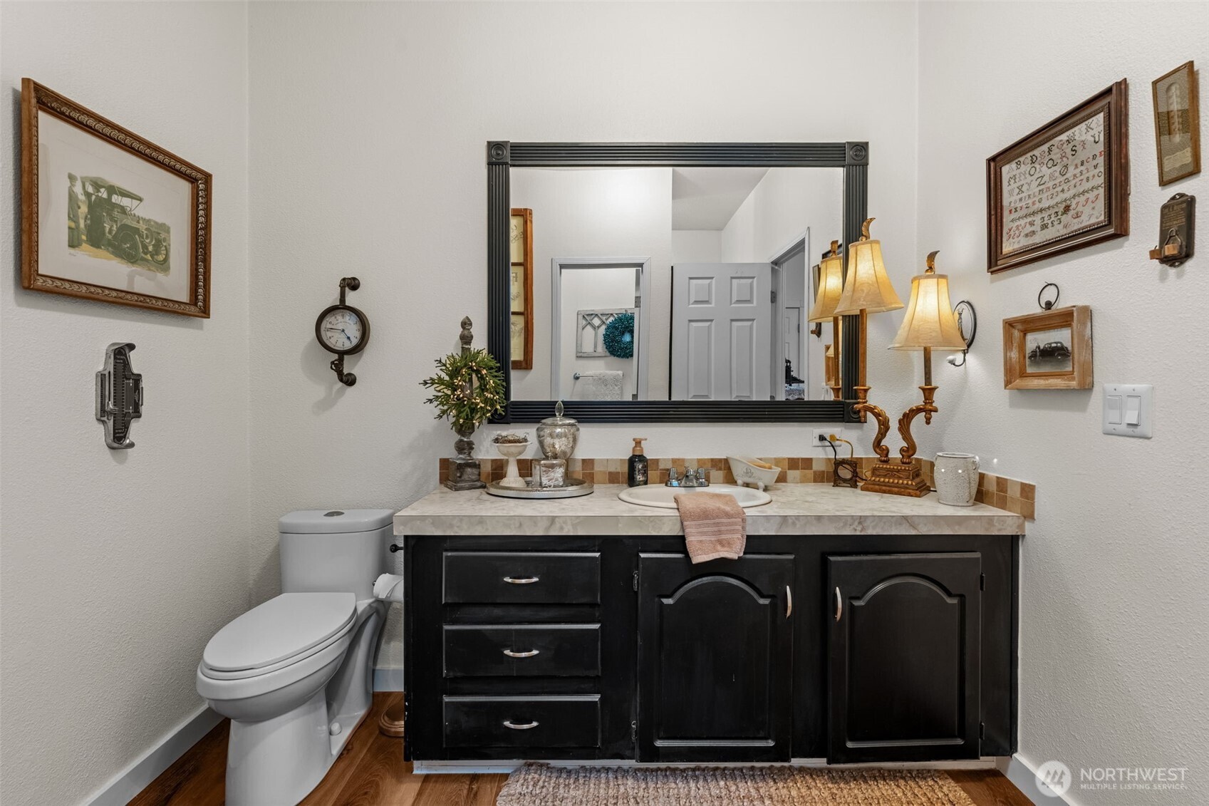 1998 NW Luoto Road , Poulsbo, WA 98370