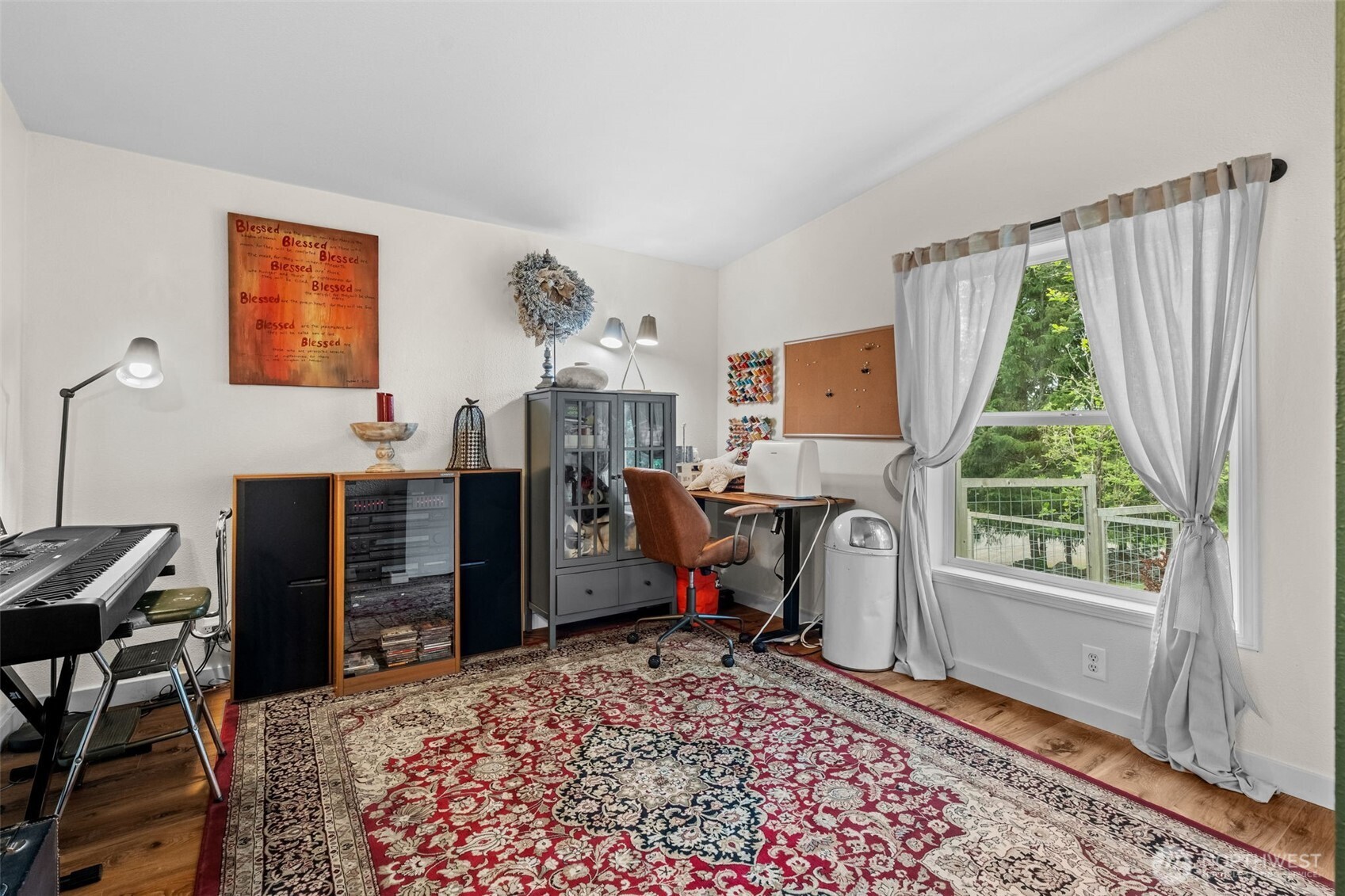 1998 NW Luoto Road , Poulsbo, WA 98370