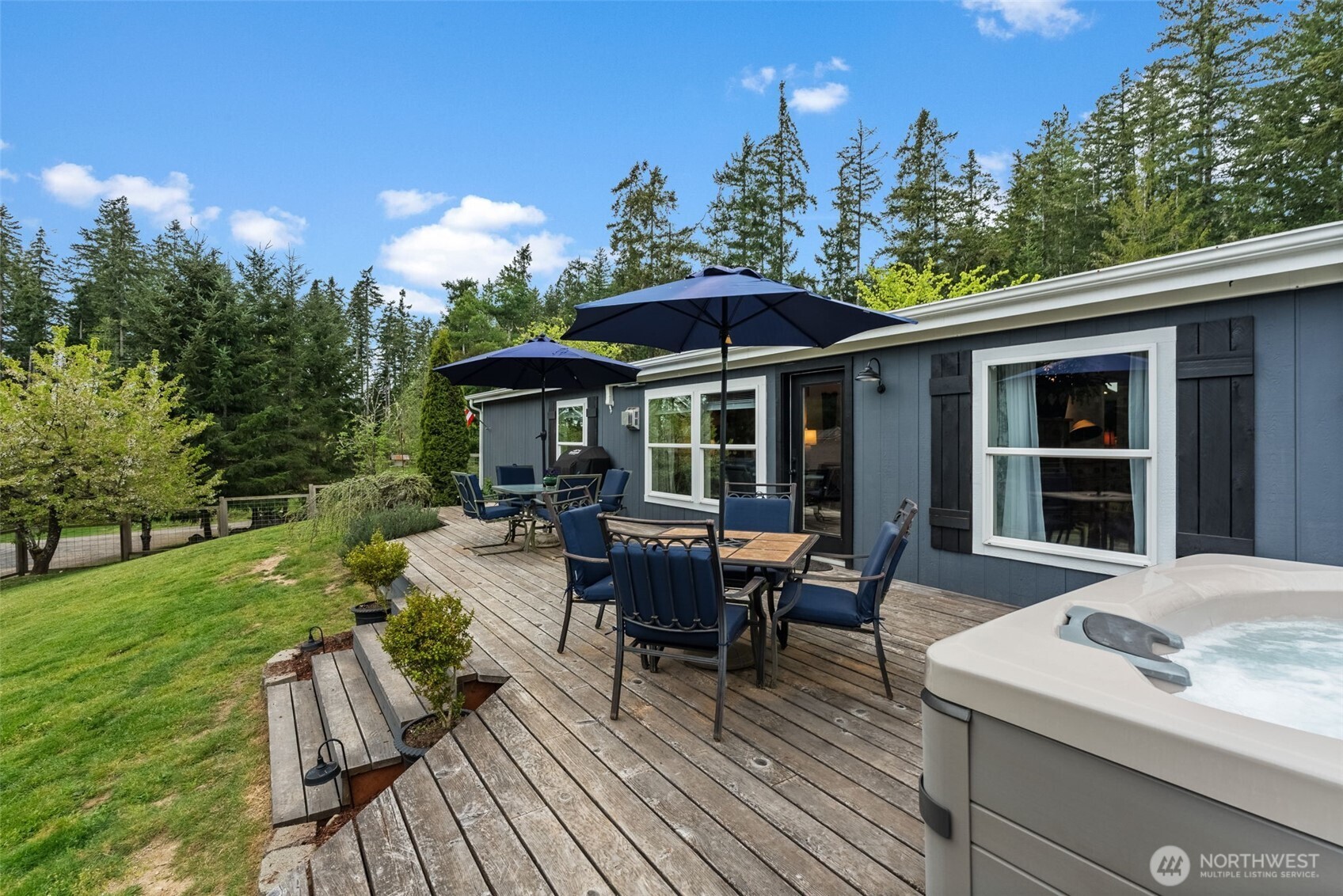 1998 NW Luoto Road , Poulsbo, WA 98370