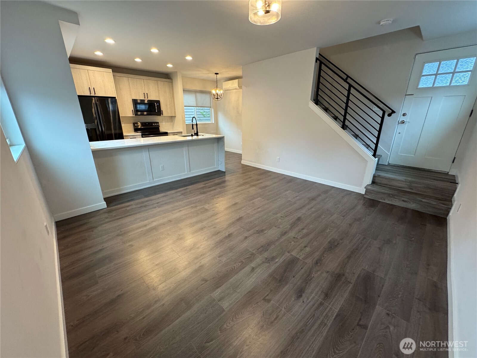 919 N 103rd Street #B, Seattle, WA 98133