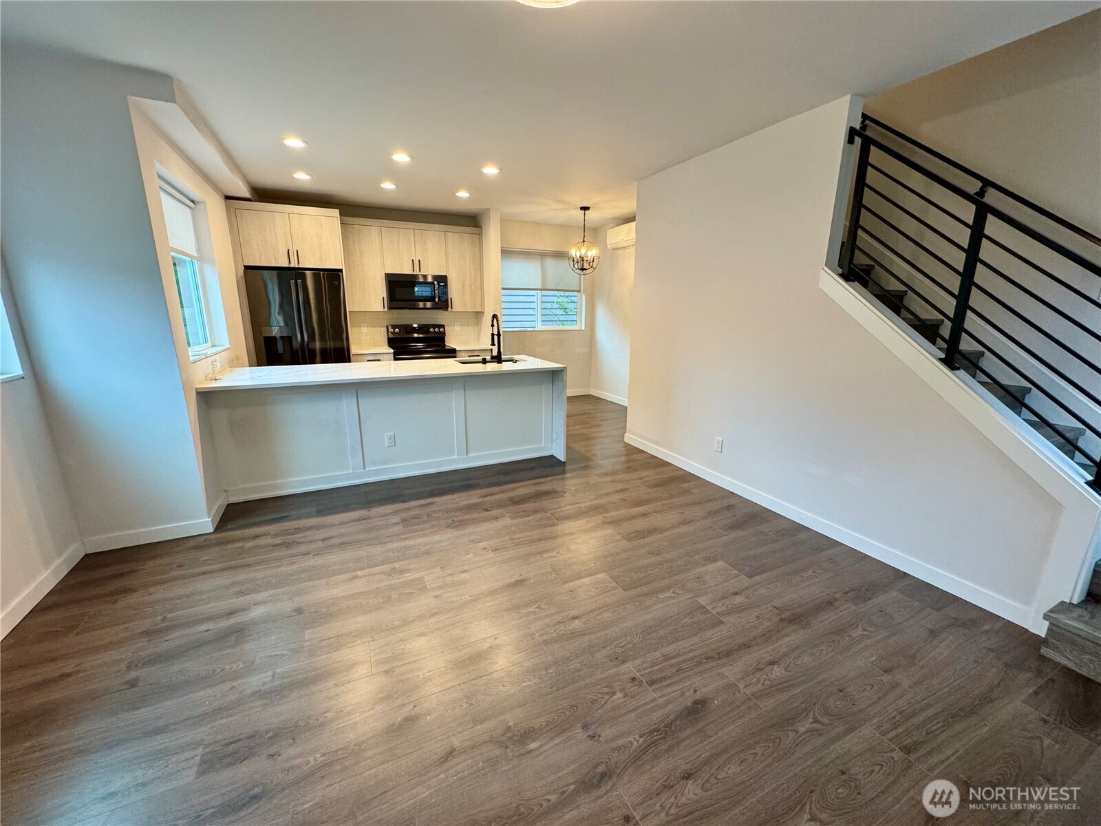 919 N 103rd Street #B, Seattle, WA 98133