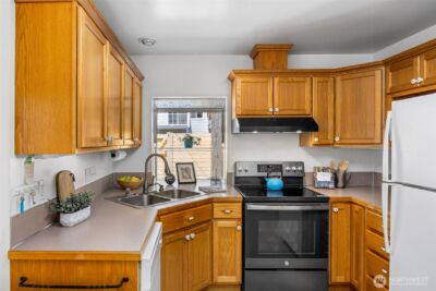 724 Park Drive , Bremerton, WA 98337 - Photo 12