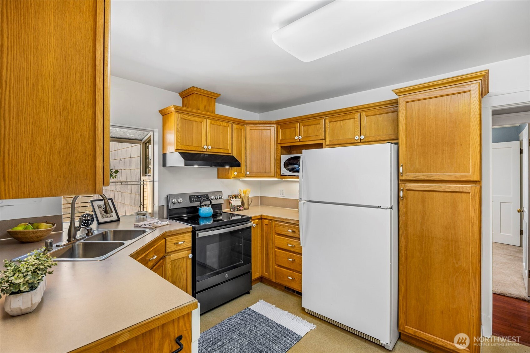 724 Park Drive , Bremerton, WA 98337
