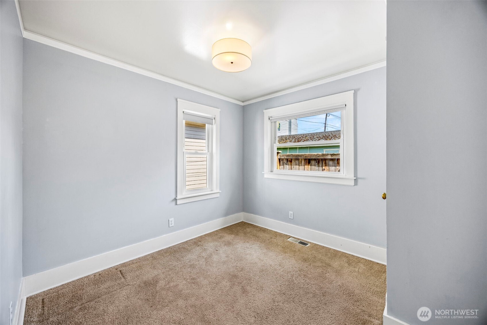 724 Park Drive , Bremerton, WA 98337