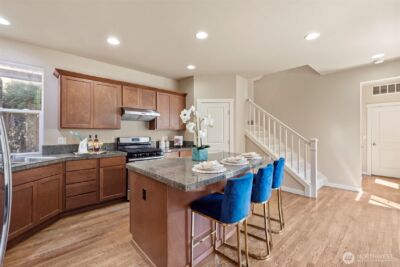 10212 242nd Avenue NE, Redmond, WA 98053 - Photo 7