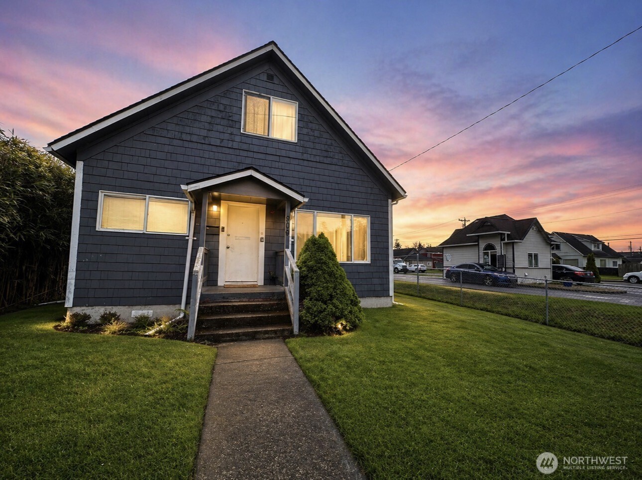 909 E 2nd Street , Aberdeen, WA 98520