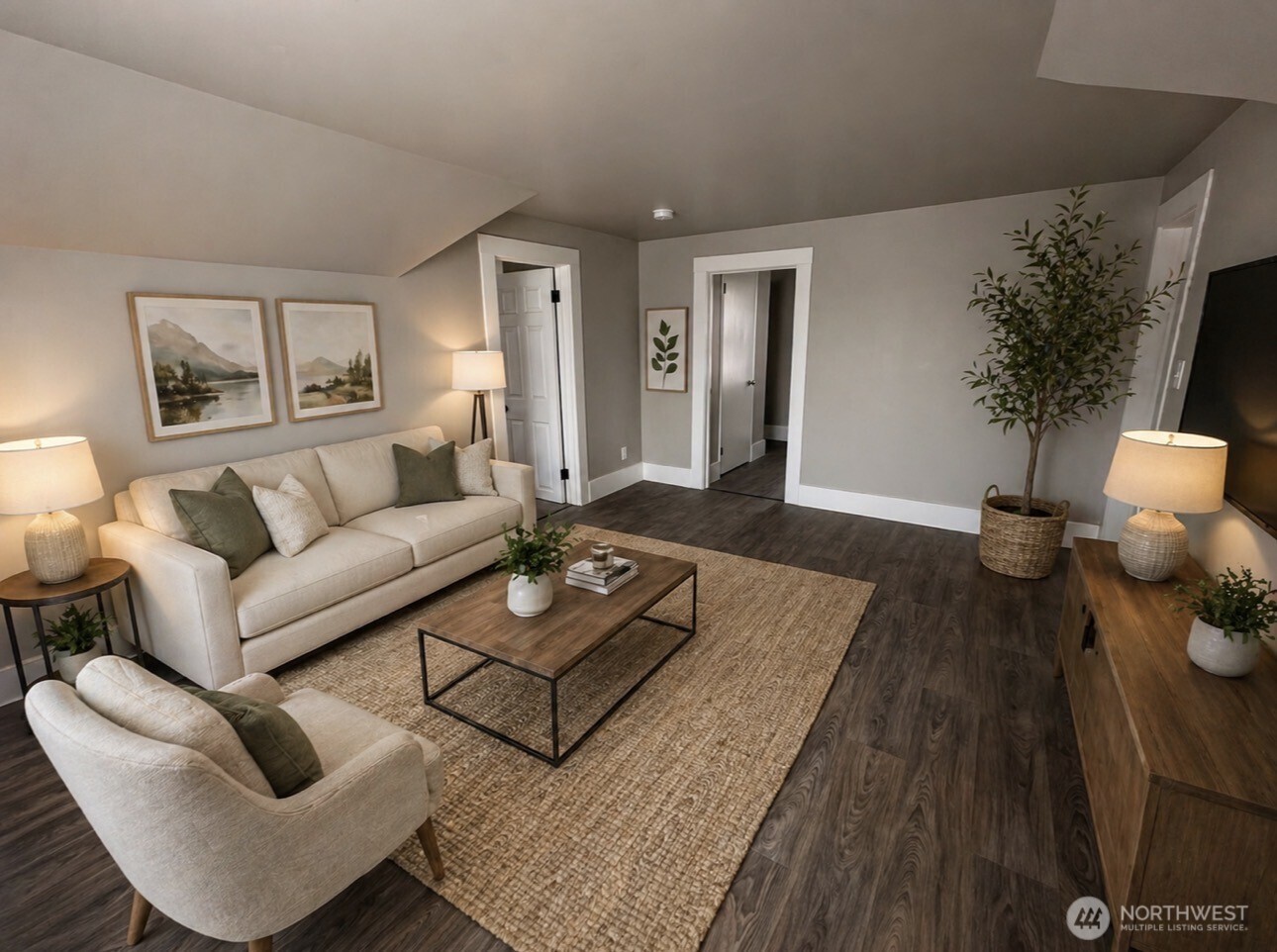909 E 2nd Street , Aberdeen, WA 98520