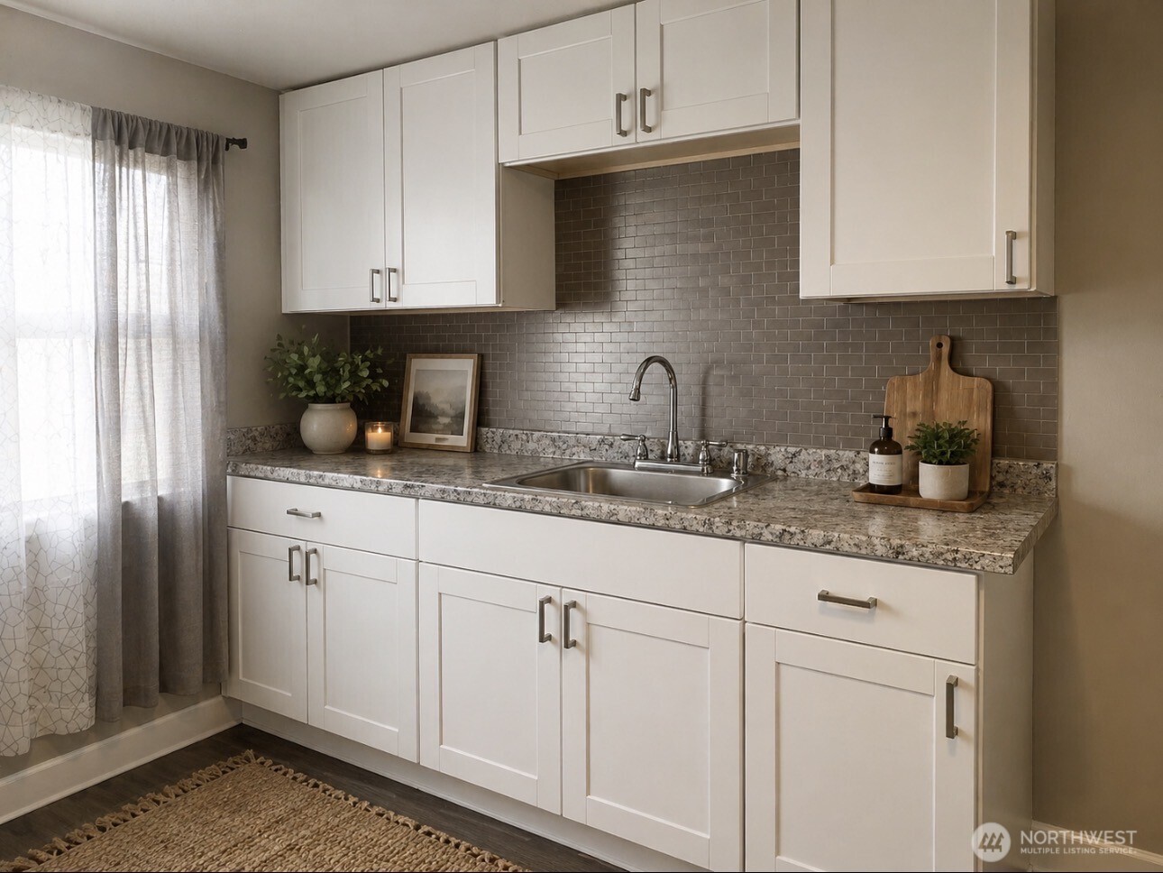 909 E 2nd Street , Aberdeen, WA 98520