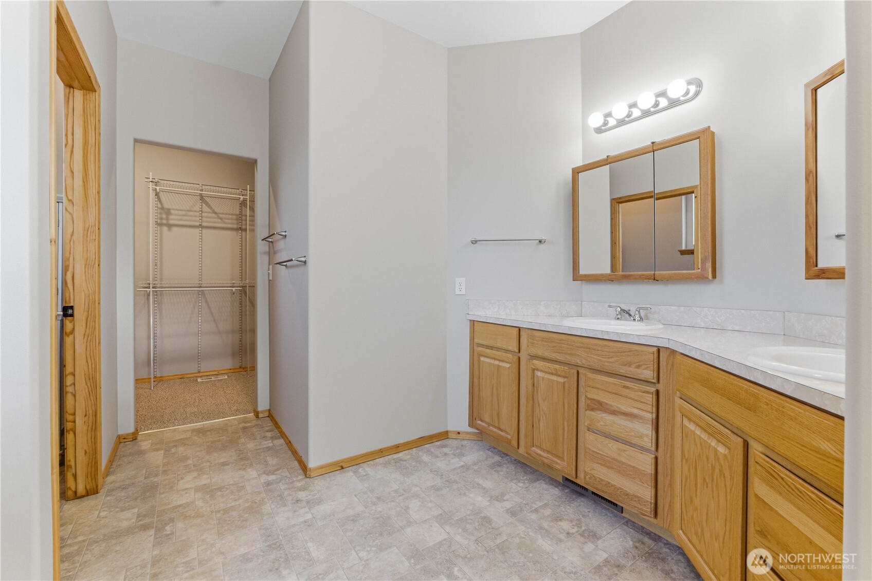308 Kray Ike Court , Wenatchee, WA 98801