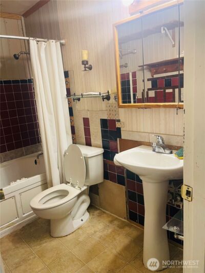15154 65th Avenue S #911, Tukwila, WA 98188 - Photo 7