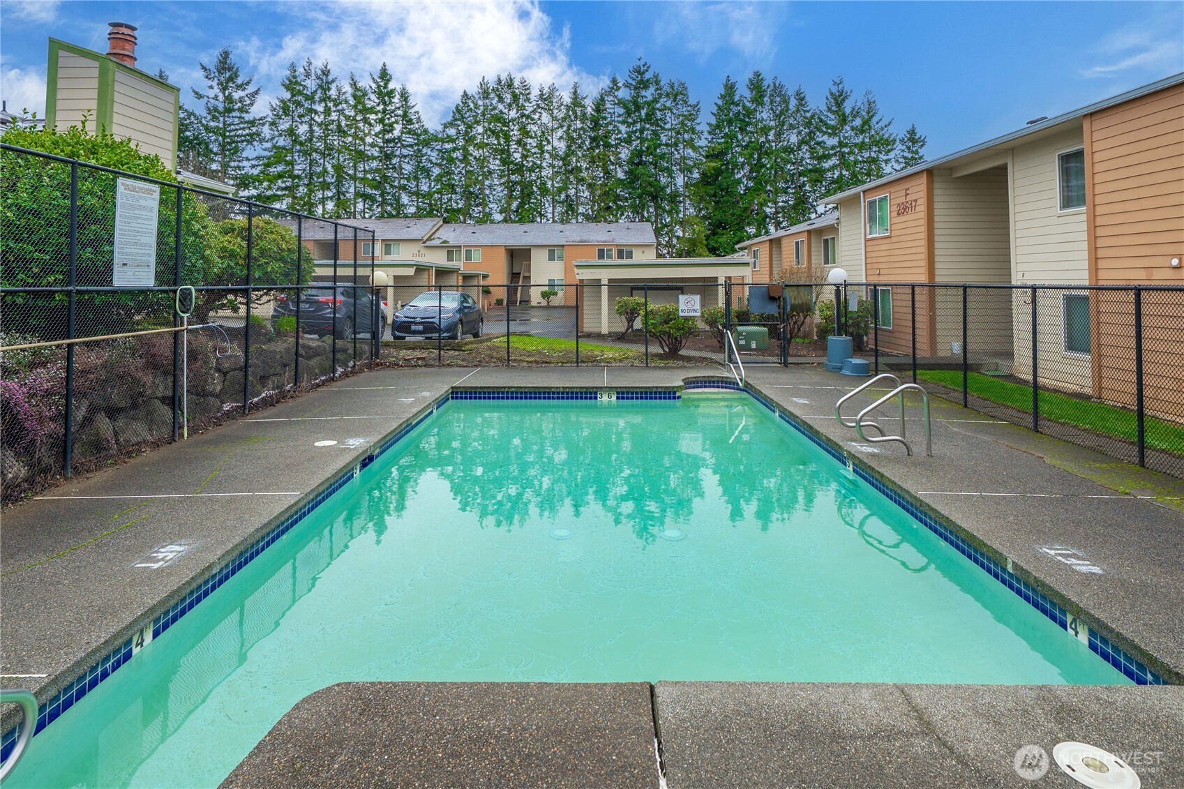 23613 112th Avenue SE #J202, Kent, WA 98031