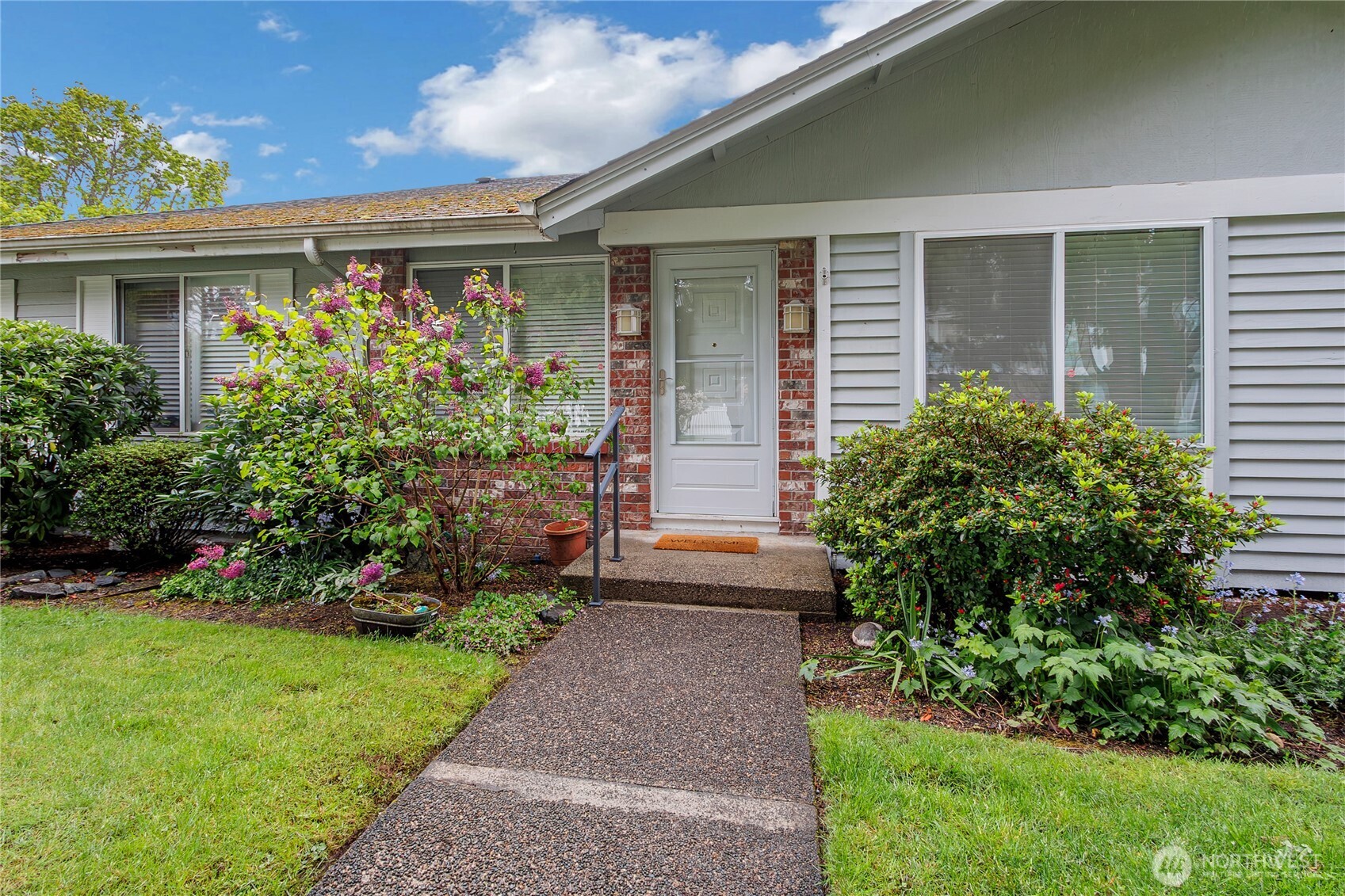8610 Onyx Drive SW #D, Lakewood, WA 98498
