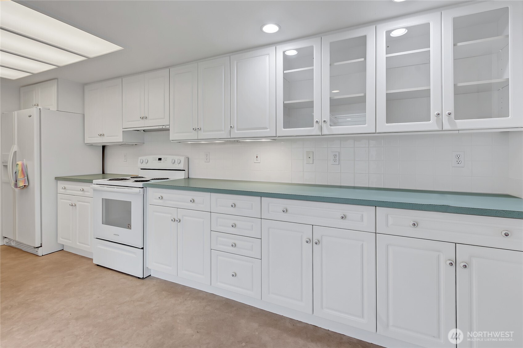 8610 Onyx Drive SW #D, Lakewood, WA 98498