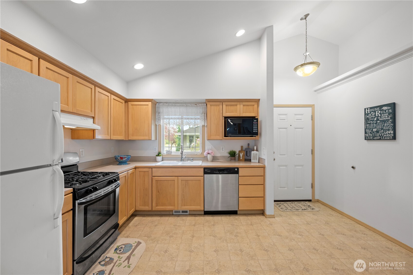 1705 Wildflower Way , Sedro Woolley, WA 98284