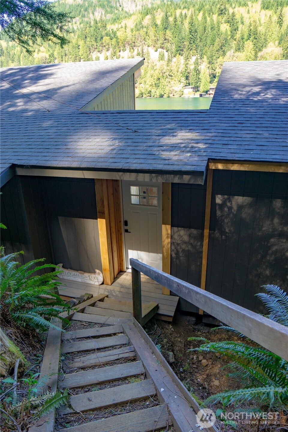 570 S Shore Road , Port Angeles, WA 98363