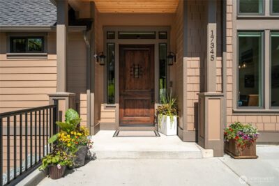 17345 Olympic Pl , Mount Vernon, WA 98274 - Photo 2