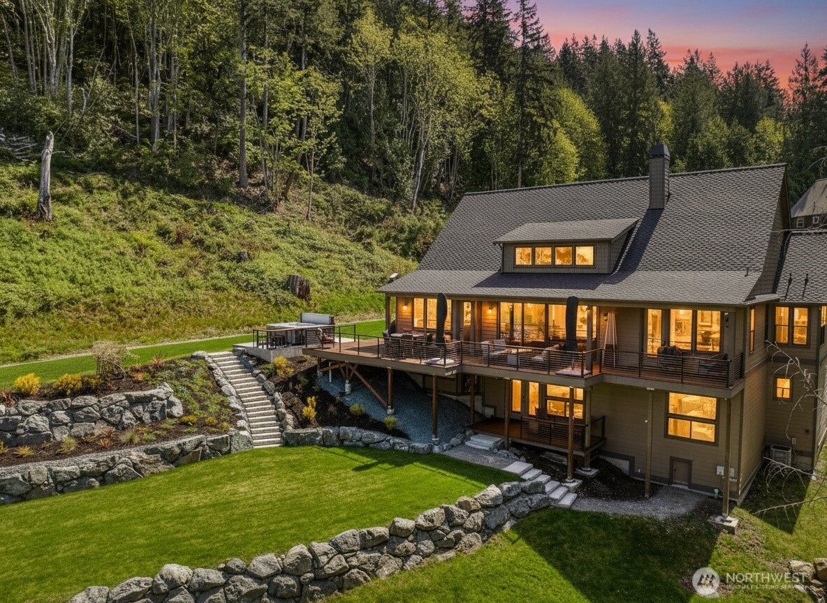 17345 Olympic Pl , Mount Vernon, WA 98274