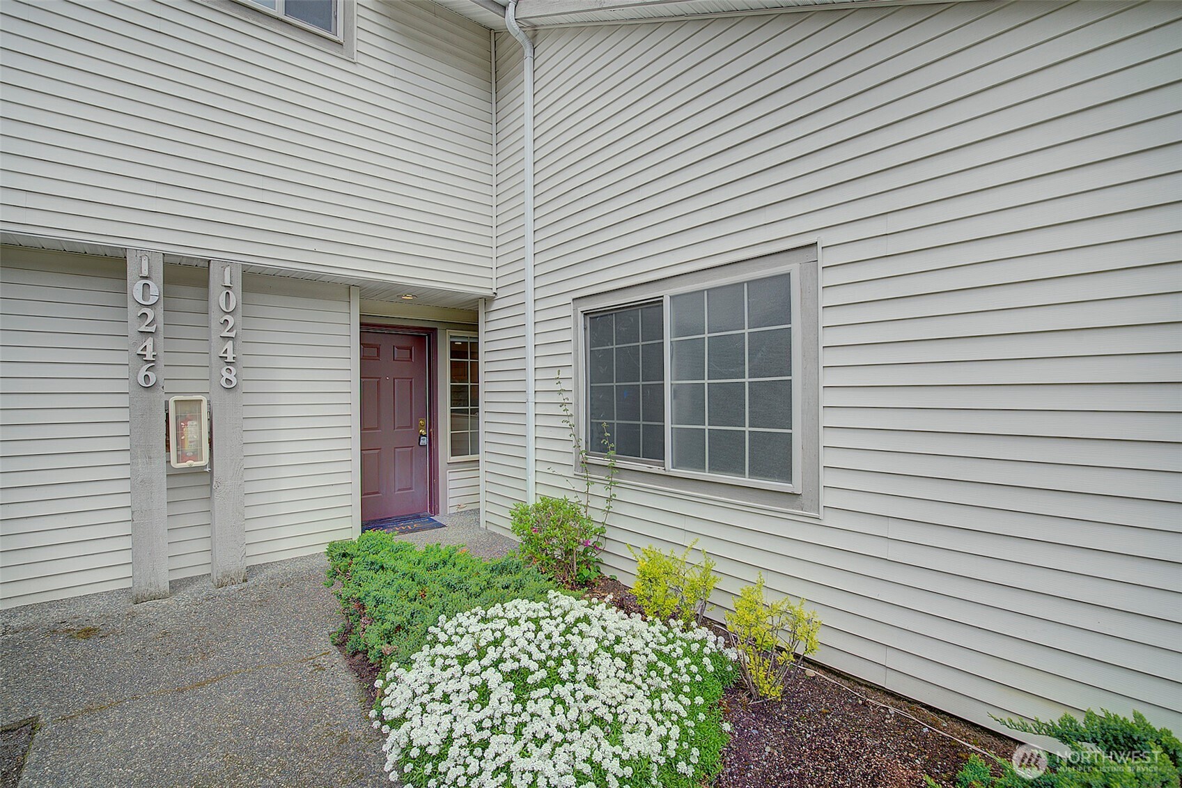 10248 NE 138th Place #B3, Kirkland, WA 98034