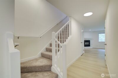 10248 NE 138th Place #B3, Kirkland, WA 98034 - Photo 13