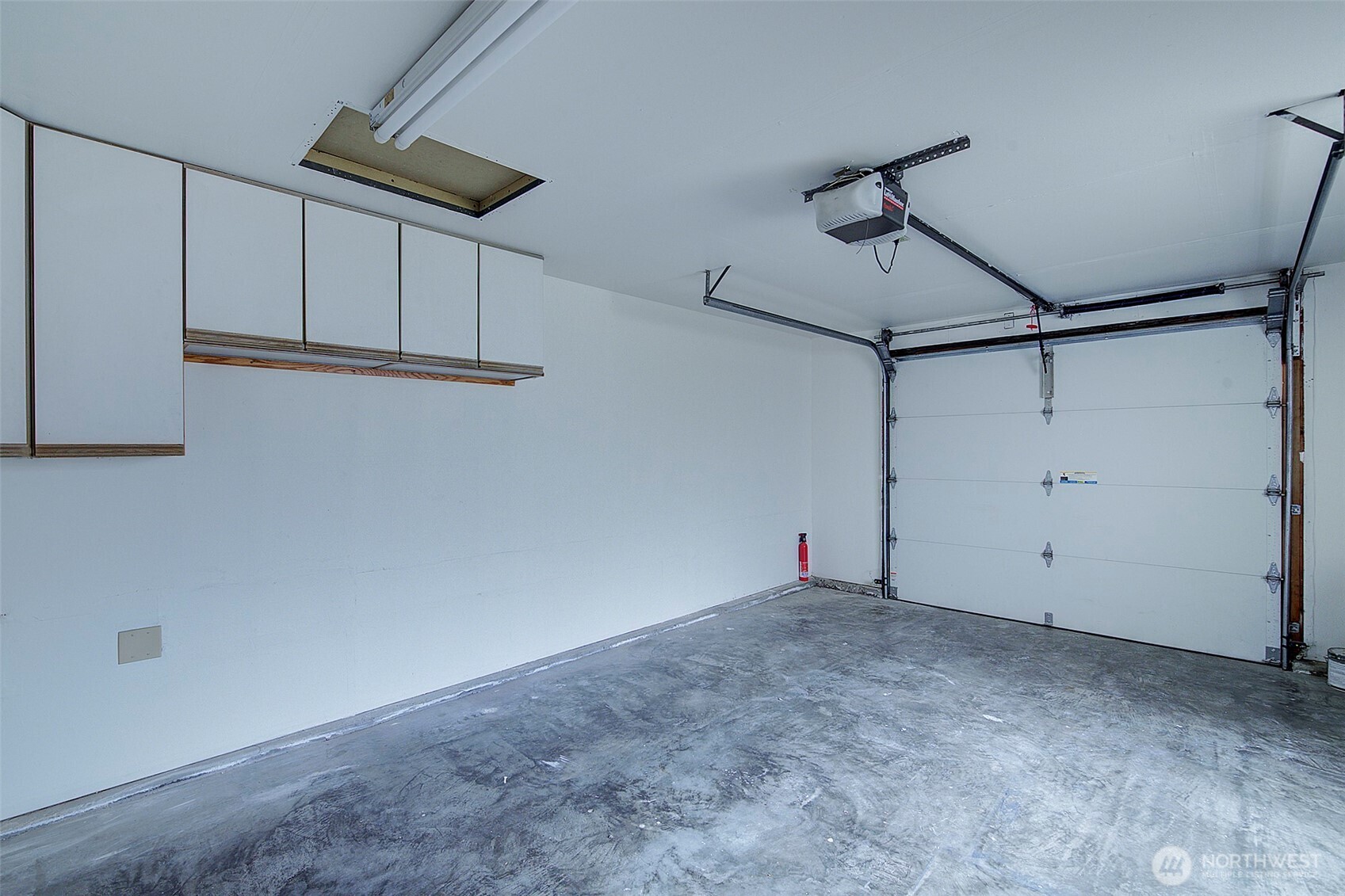 10248 NE 138th Place #B3, Kirkland, WA 98034