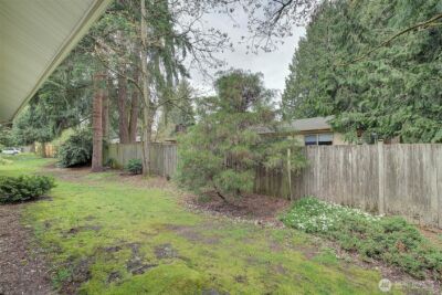 10248 NE 138th Place #B3, Kirkland, WA 98034 - Photo 27