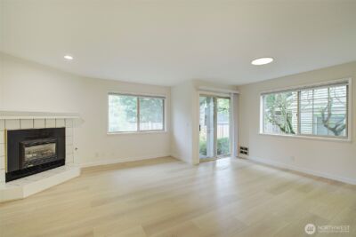 10248 NE 138th Place #B3, Kirkland, WA 98034 - Photo 9