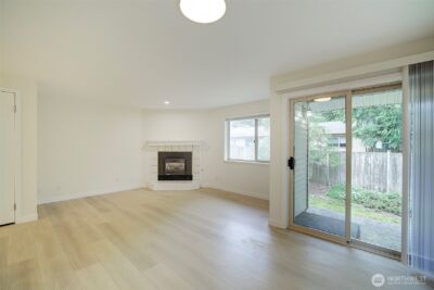 10248 NE 138th Place #B3, Kirkland, WA 98034 - Photo 10