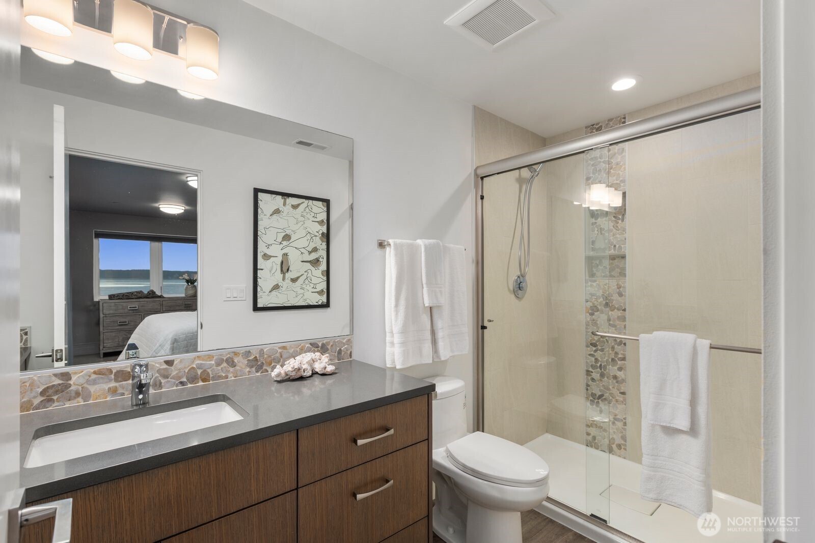 18051 Normandy Terrace SW, Normandy Park, WA 98166