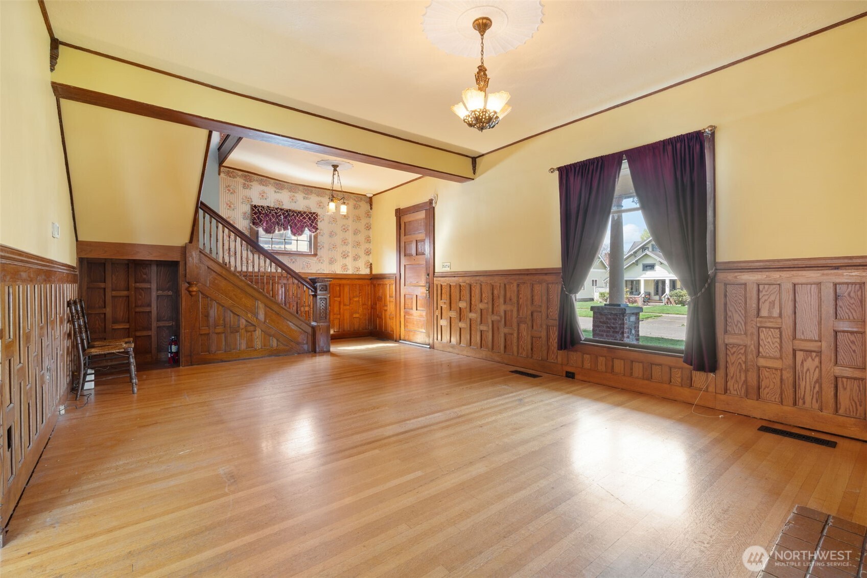 726 E Street , Centralia, WA 98531