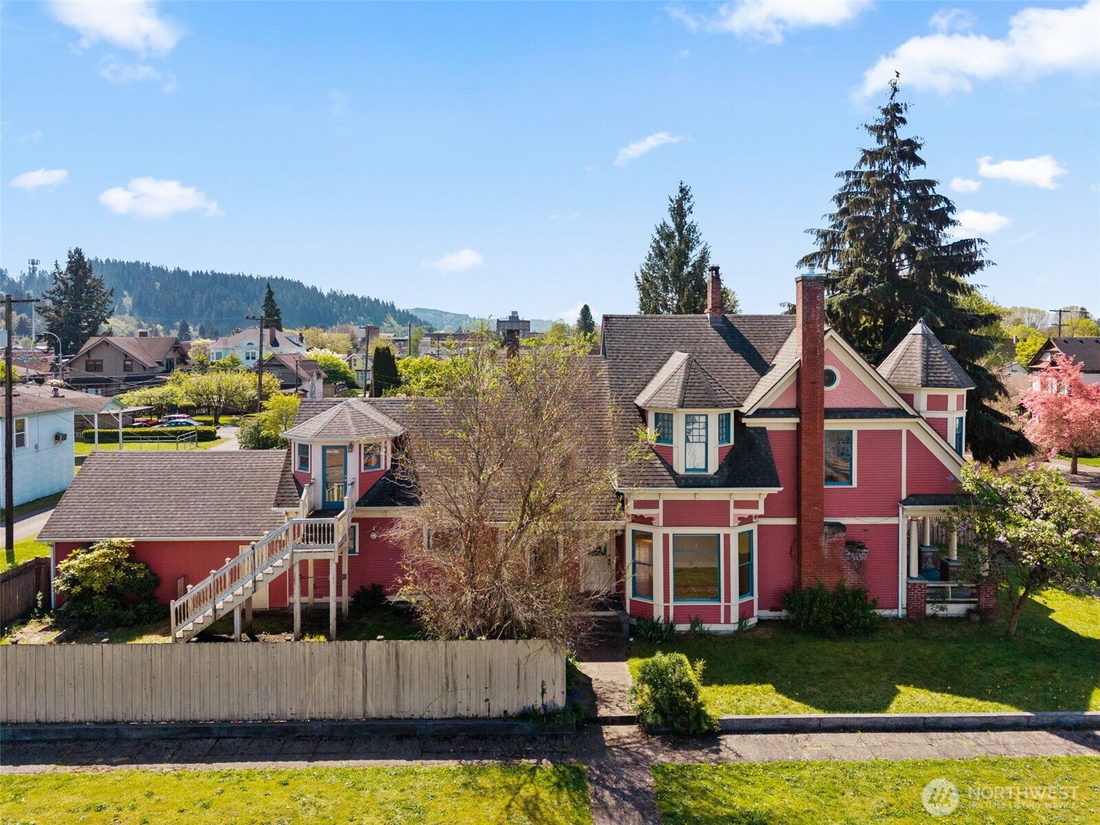 726 E Street , Centralia, WA 98531