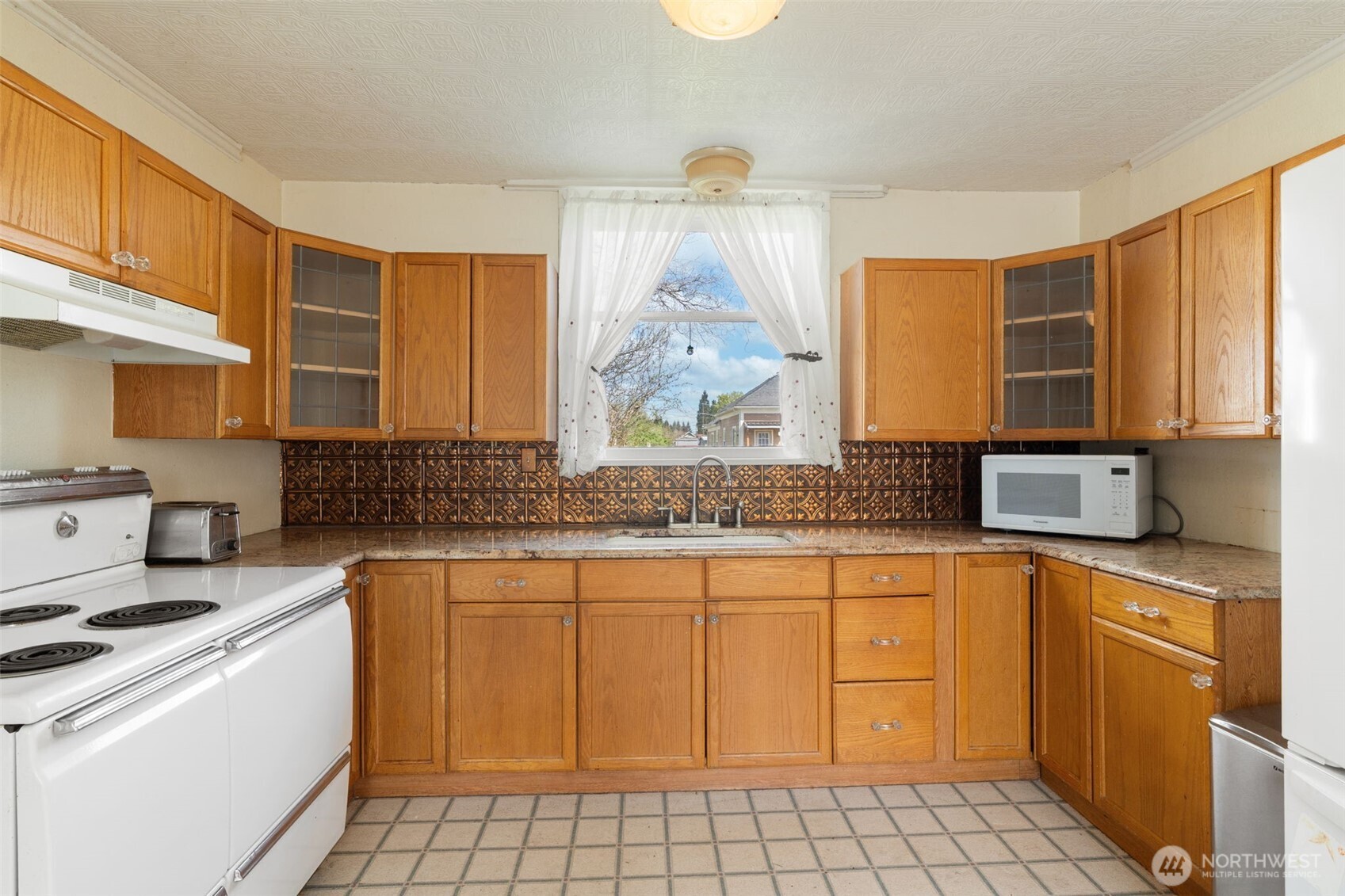 726 E Street , Centralia, WA 98531