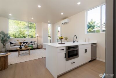10330 14th Avenue NW, Seattle, WA 98177 - Photo 3