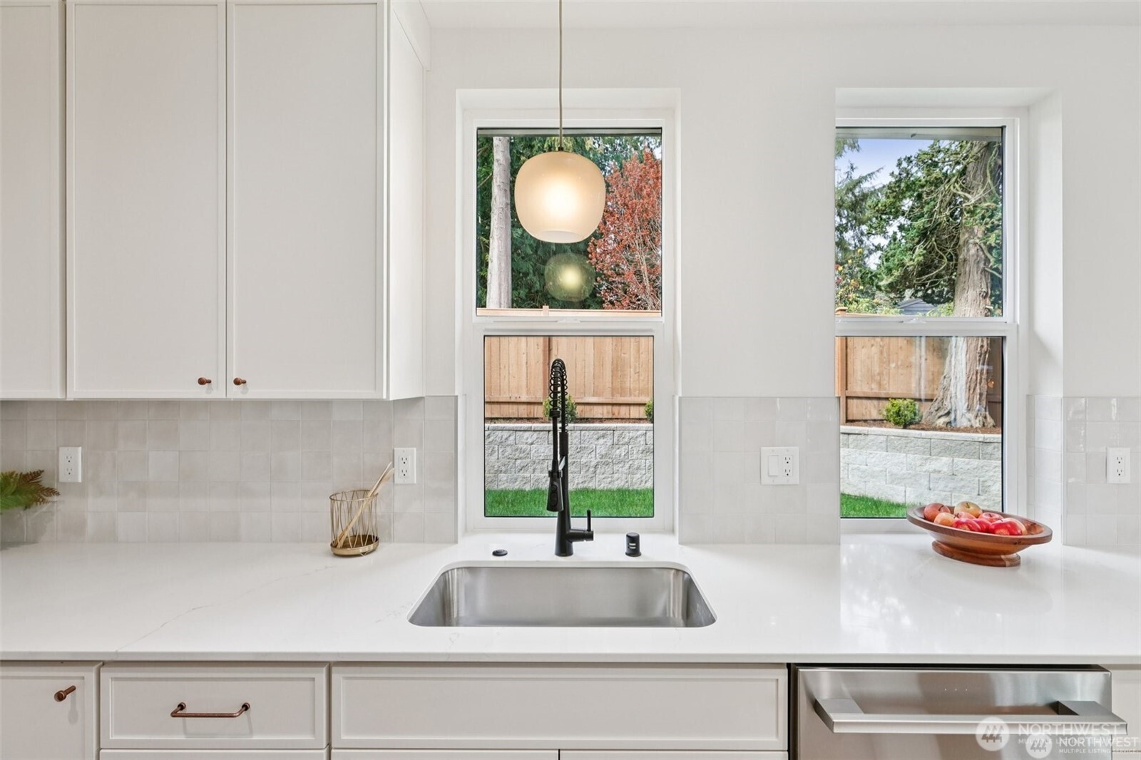 20205 5th Avenue NW, Shoreline, WA 98177