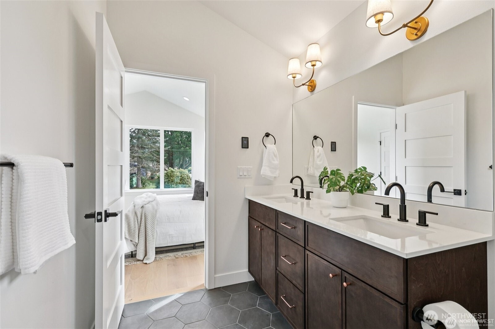 20205 5th Avenue NW, Shoreline, WA 98177