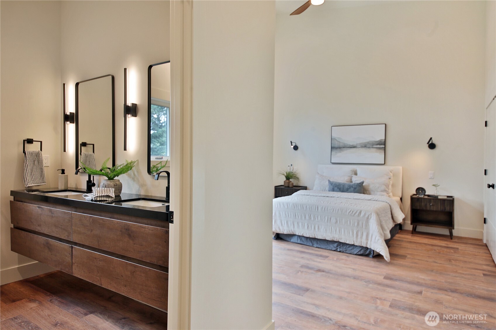 5639 Morningtown Place , Freeland, WA 98249