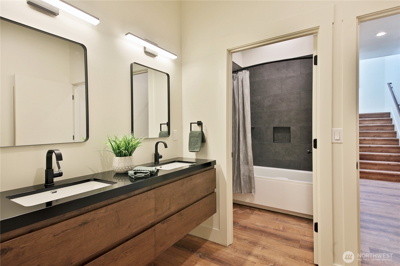 5639 Morningtown Place , Freeland, WA 98249