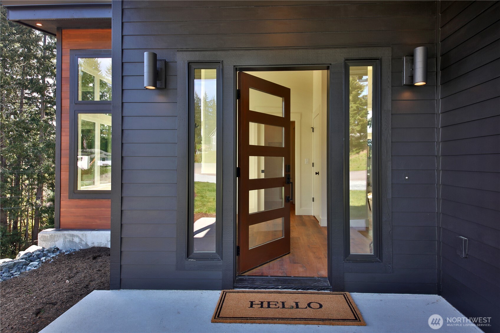 5639 Morningtown Place , Freeland, WA 98249